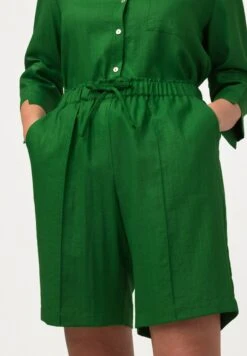 Ulla Popken Szorty - Apple Green -Ulla Popken 016c055940c3439e967d03bb560d64f6