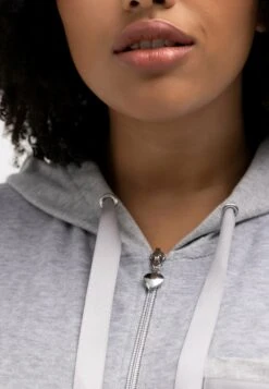 Ulla Popken LOUNGEWEAR KAPUZE - Bluza Rozpinana - Hellgrau Mélange 10 Ulla Popken LOUNGEWEAR KAPUZE - Bluza Rozpinana - Hellgrau Mélange -Ulla Popken 08ae9991207c4d319db36984154056f4