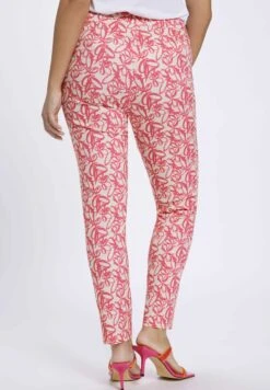 Ulla Popken Spodnie Materiałowe - Vanille -Ulla Popken 164ef75e4e2f46fca7e672da7351f91f