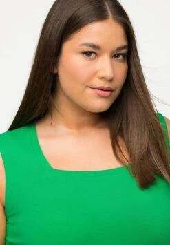 Ulla Popken Top - Grass Green -Ulla Popken 1734bb77ecab465cb96fbd9343819d28