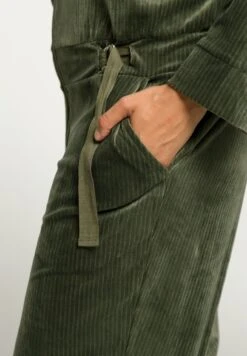 Ulla Popken Kombinezon - Loden Green -Ulla Popken 181649dbf91842e0a5b2d356fe3653e8