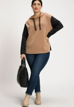 Ulla Popken TEKSTBAND - Bluza Z Kapturem - Kastanjebruin -Ulla Popken 1bd33545a46345e7921cad5414895819