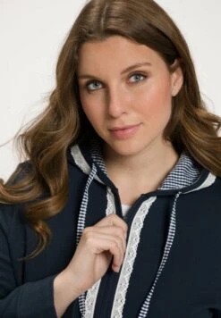 Ulla Popken Bluza Rozpinana - Bleu Marine -Ulla Popken 25399fd4803449678d6d3e939d876dfe