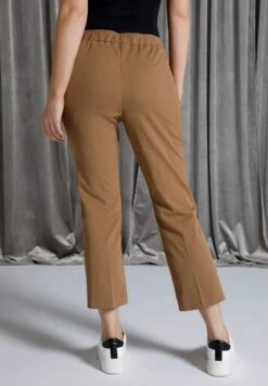 Ulla Popken Spodnie Materiałowe - Caramel -Ulla Popken 3f114ab6079f4395892b51af3fbde61a