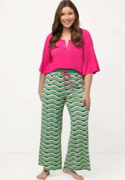 Ulla Popken SET À MOTIF VAGUES COL TUNISIEN ET MANCHES PAPILLON 3/4 - Piżama - Rojo Hibisco -Ulla Popken 412c859bfdf94c53a62d2f65dc0596c1