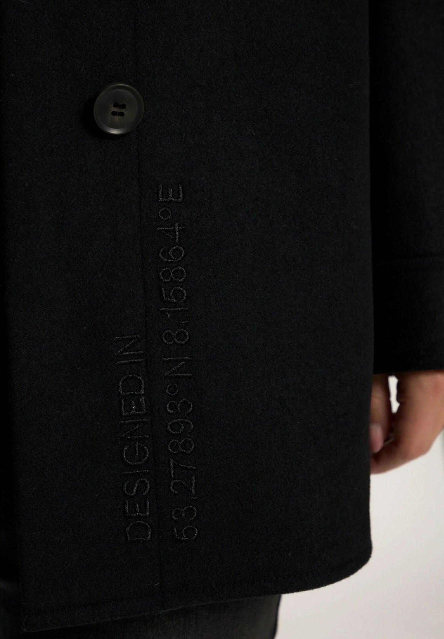 Ulla Popken Klasyczny Płaszcz - Noir 4 Ulla Popken Klasyczny Płaszcz - Noir - obrazek 2