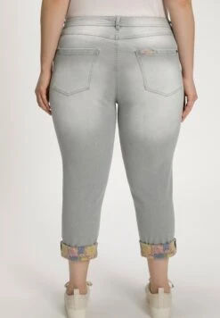 Ulla Popken AVEC IMPRIMÉ INTÉRIEUR - Jeansy Slim Fit - Gris Beige -Ulla Popken 4c37591335bd4ff88ef13a29b8578e65