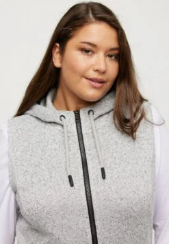 Ulla Popken Kardigan - Lichtgrijs Melange -Ulla Popken 4ee3dfc594be40139253f3604dae4fa3