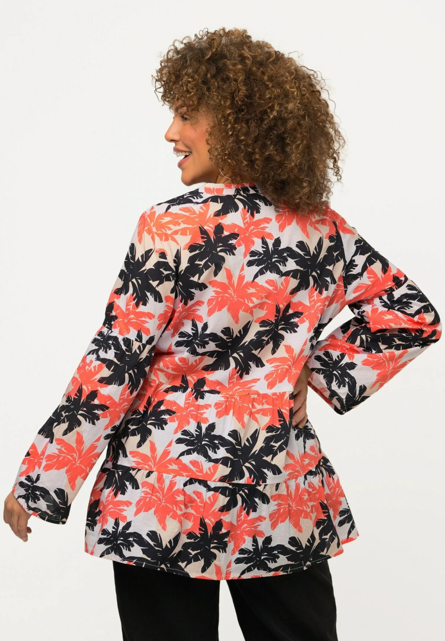 Ulla Popken PALMIERS, LIGNE A, VOLANTS, COL ROND, MANCHES LONGUES - Koszula - Mandarine 4 Ulla Popken PALMIERS, LIGNE A, VOLANTS, COL ROND, MANCHES LONGUES - Koszula - Mandarine - obrazek 2