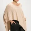 Ulla Popken Ponczo - Beige 2 Ulla Popken Ponczo - Beige -Ulla Popken 71e33de17c64487aae97eadae8c18368
