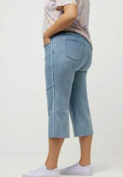 Ulla Popken MARY - Jeansy Dzwony - Blue Denim -Ulla Popken 7849c1bf632e4b6cabd70b0082d63ecc