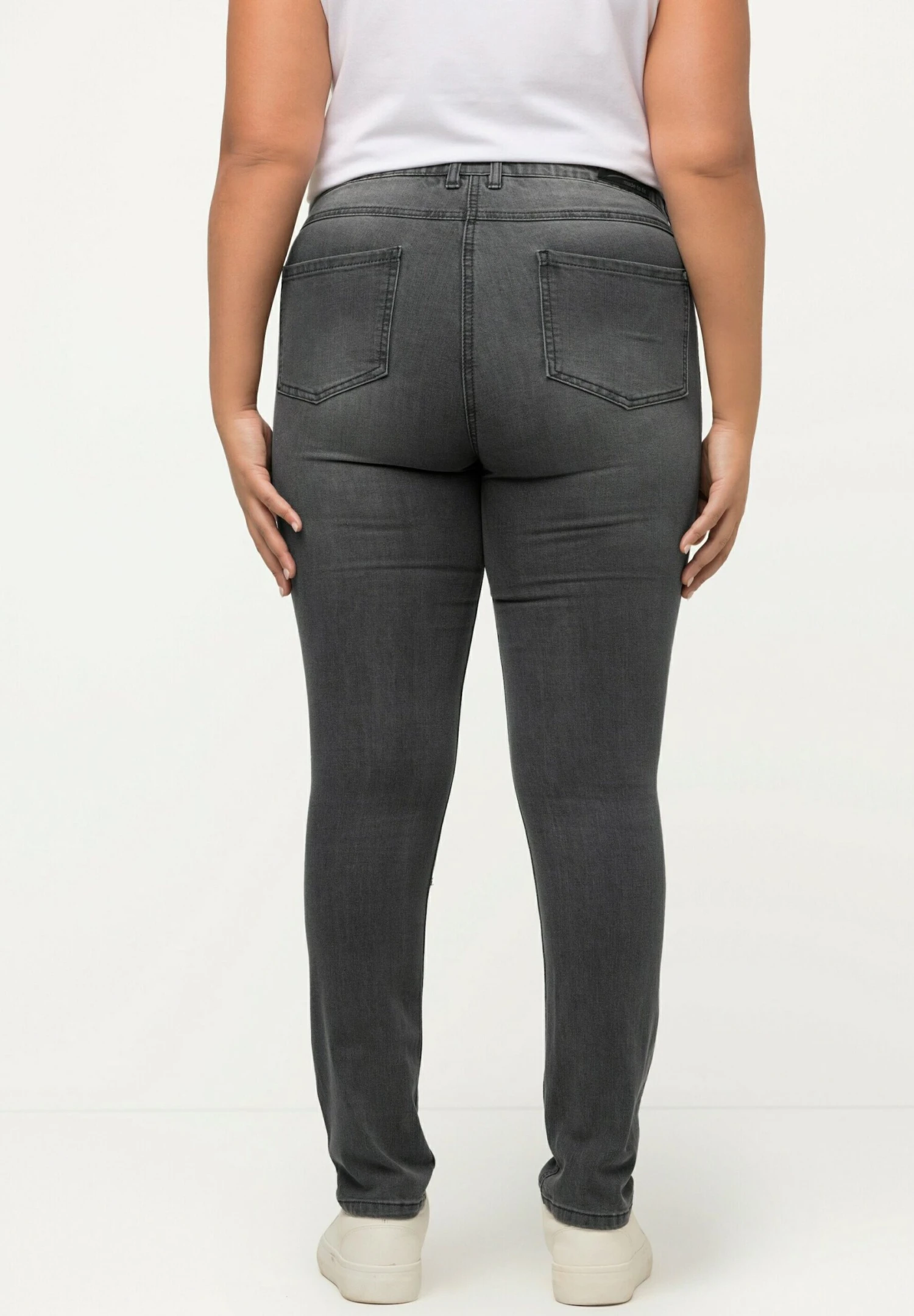 Ulla Popken GROSSE GRÖSSEN SARAH, 5-POCKET, HIG - Jeansy Slim Fit - Grey Denim 4 Ulla Popken GROSSE GRÖSSEN SARAH, 5-POCKET, HIG - Jeansy Slim Fit - Grey Denim - obrazek 2