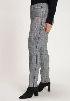 Ulla Popken Spodnie Materiałowe - Olijfgroen -Ulla Popken 7b134c3ff59e4525ba08bc26de5a34fc