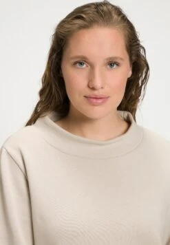 Ulla Popken Bluza - Crème -Ulla Popken 91c9ee1ab3cb490a893704f9b6315bef