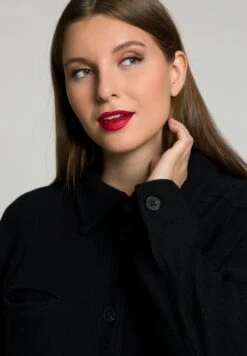 Ulla Popken Klasyczny Płaszcz - Black -Ulla Popken 93c7fe3051684ce1b03e8dd52b3eaee8