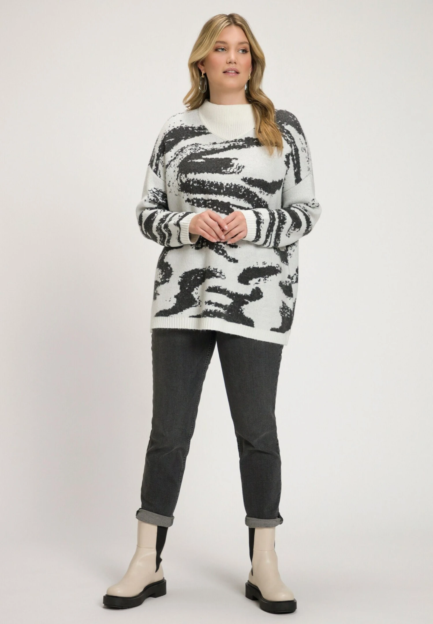 Ulla Popken Sweter - Steenwit 4 Ulla Popken Sweter - Steenwit - obrazek 2