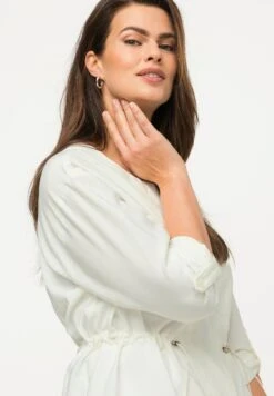 Ulla Popken Kurtka Wiosenna - Sneeuwwit -Ulla Popken a5cd4d2e38484b3a95349c1a5c9df365