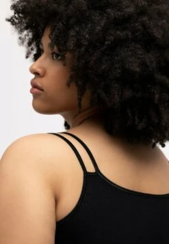 Ulla Popken SPAGHETTITRÄGER OHNE SEITENNÄHTE, DOPPELTE TRÄGER - Podkoszulki - Schwarz -Ulla Popken a913a152a7c74ebfbbdd954329073280