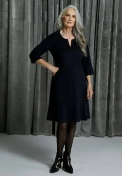 Ulla Popken Sukienka Z Dżerseju - Tiefdunkelblau -Ulla Popken ad3708c1f8be459eb598fc7a23f5d455