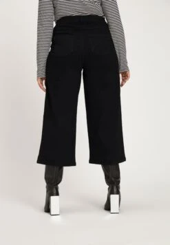 Ulla Popken MARLENE FIT - Jeansy Dzwony - Black -Ulla Popken ae59b88cb85a484998d6714c20017298