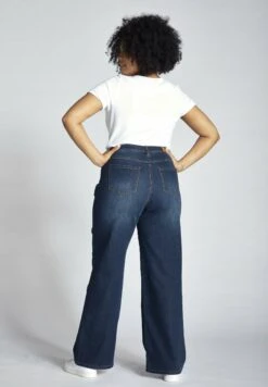 Ulla Popken Jeansy Straight Leg - Bleu Jean -Ulla Popken af9d9583fba94b02af6121c62a4841e0