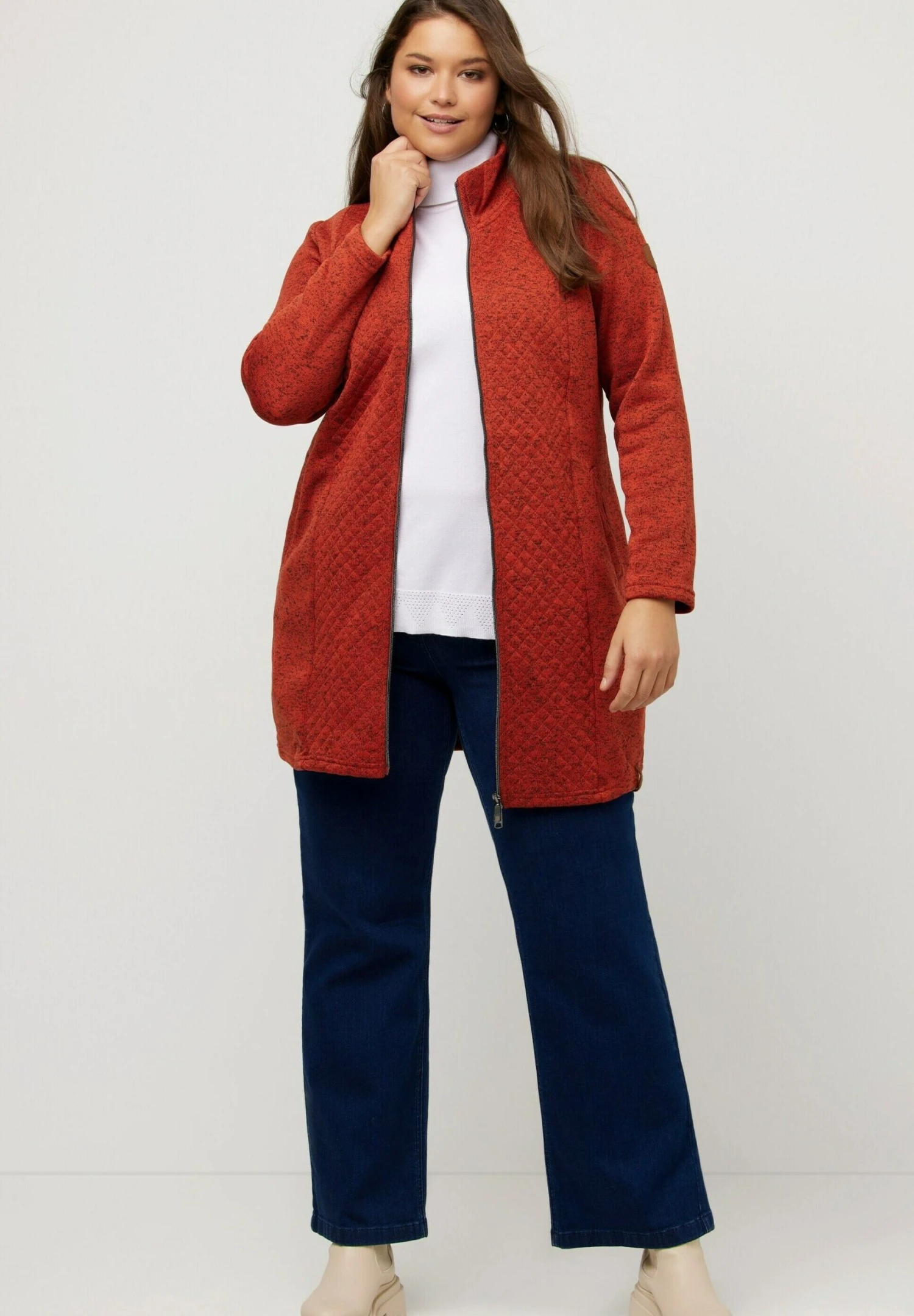 Ulla Popken Krótki Płaszcz - Terracotta 4 Ulla Popken Krótki Płaszcz - Terracotta - obrazek 2