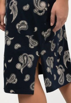 Ulla Popken DE NUIT MOTIF CACHEMIRE À COL EN V MANCHES COURTES ET C - Koszula Nocna - Marine -Ulla Popken b9ca01f52b294ff3b07432358f8a513a