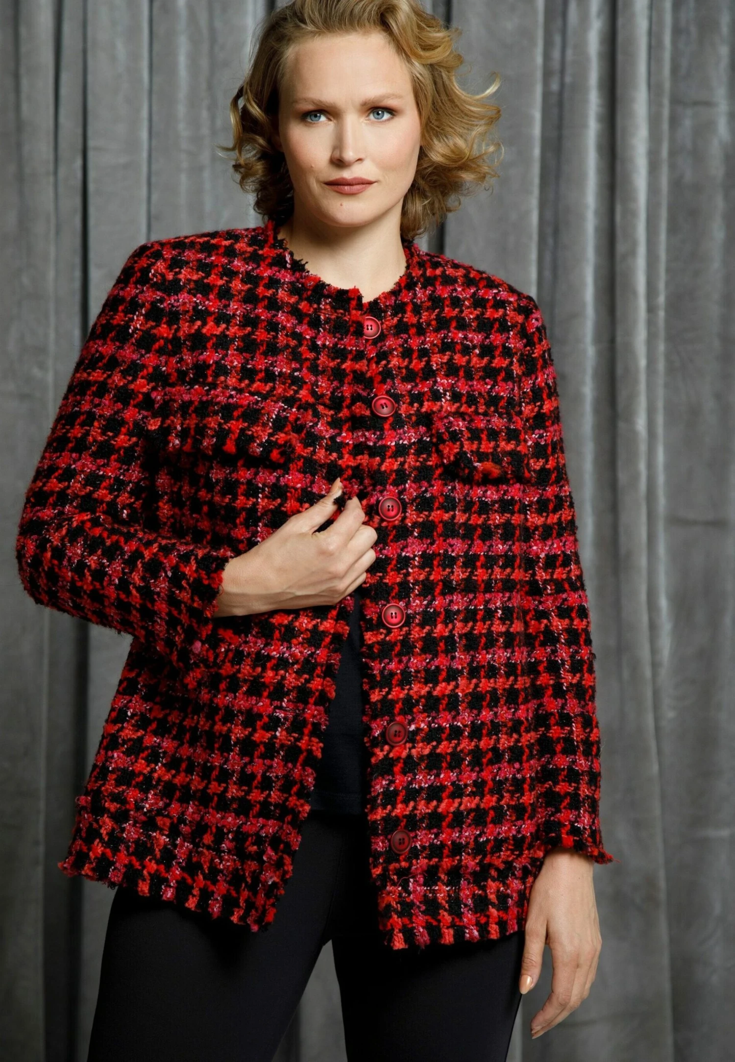 Ulla Popken Kardigan - Rot 3 Ulla Popken Kardigan - Rot