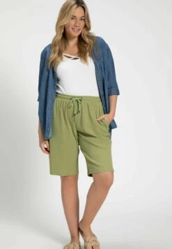 Ulla Popken Szorty - Salbei -Ulla Popken cf2ae61c3e7246f5aec93a5f3d2043f5