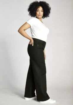 Ulla Popken Jeansy Straight Leg - Noir -Ulla Popken d1798302b1594e489de8a765f3f2703b