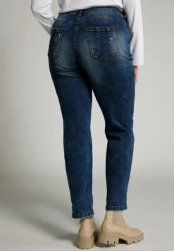 Ulla Popken BOYFRIEND DESTROY-EFFEKTEN 5-POCKET - Jeansy Slim Fit - Denim Bleu Foncé -Ulla Popken d53106d30e6946ca9953f4eeb74be769