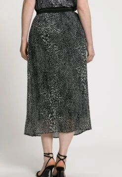 Ulla Popken ELASTIKBUND - Spódnica Plisowana - Schwarz -Ulla Popken d65892c636b546efab796a32210ac6ec
