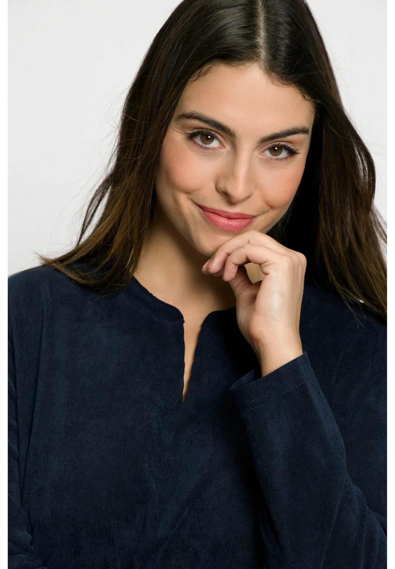 Ulla Popken A-LINIE, TUNIKA-AUSSCHNITT, LANGARM - Sukienka Letnia - Marine 6 Ulla Popken A-LINIE, TUNIKA-AUSSCHNITT, LANGARM - Sukienka Letnia - Marine - obrazek 4