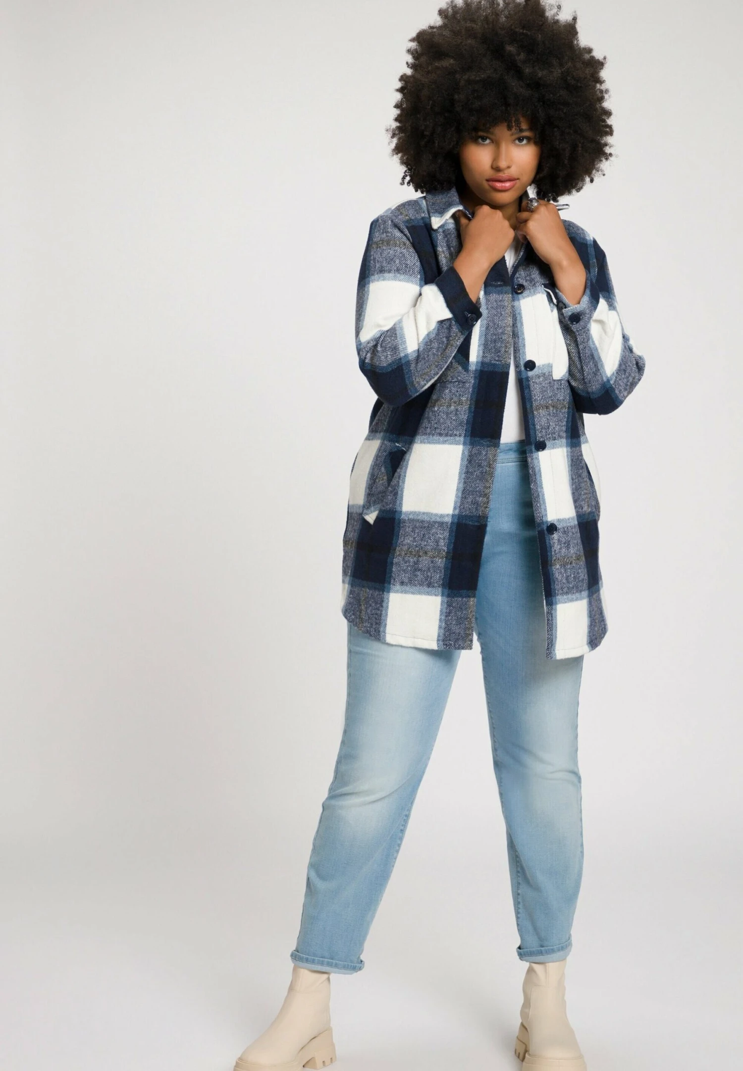 Ulla Popken Kurtka Wiosenna - Hellgrau Mélange 4 Ulla Popken Kurtka Wiosenna - Hellgrau Mélange - obrazek 2