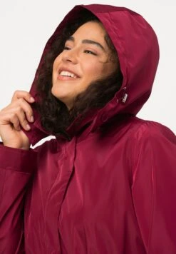 Ulla Popken Kurtka Przeciwdeszczowa - Karmijnrood -Ulla Popken f66beb6145274ac8b13cf24ad1cab90c